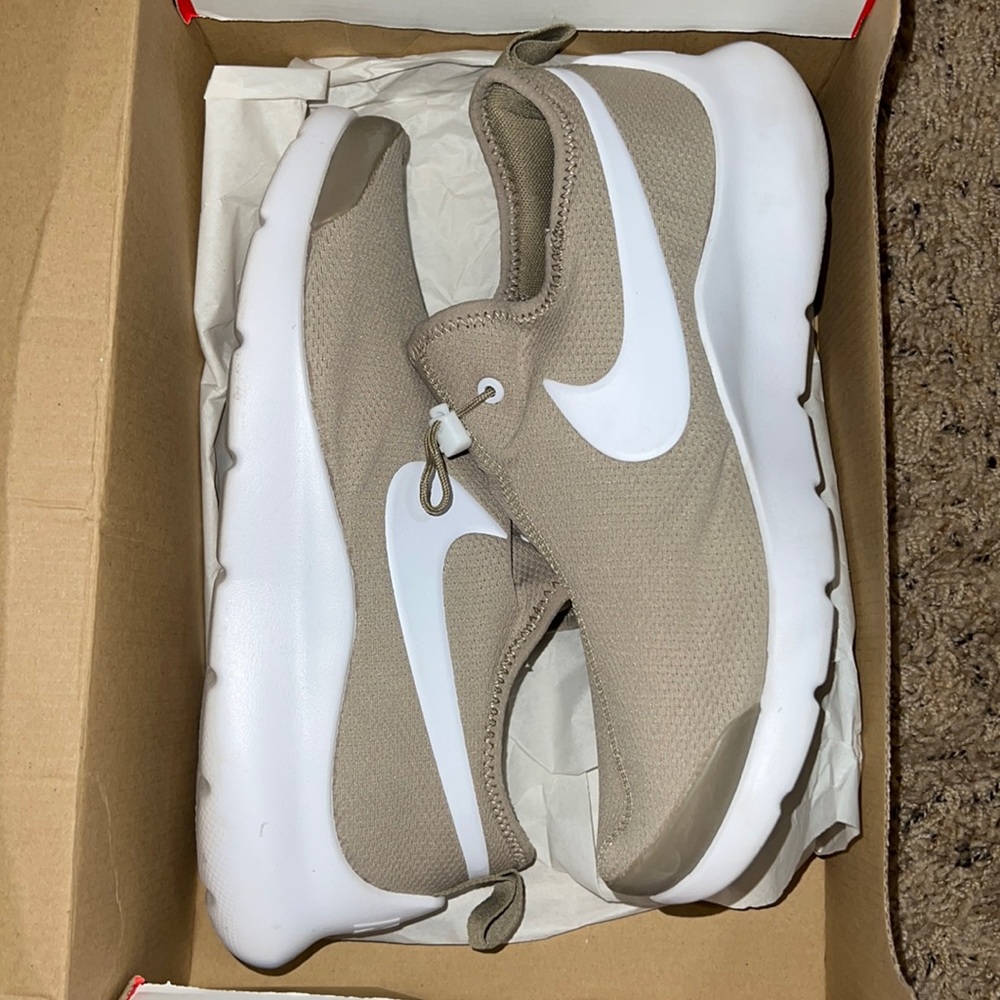 Nike Aptare Essential Mens Casual Shoe